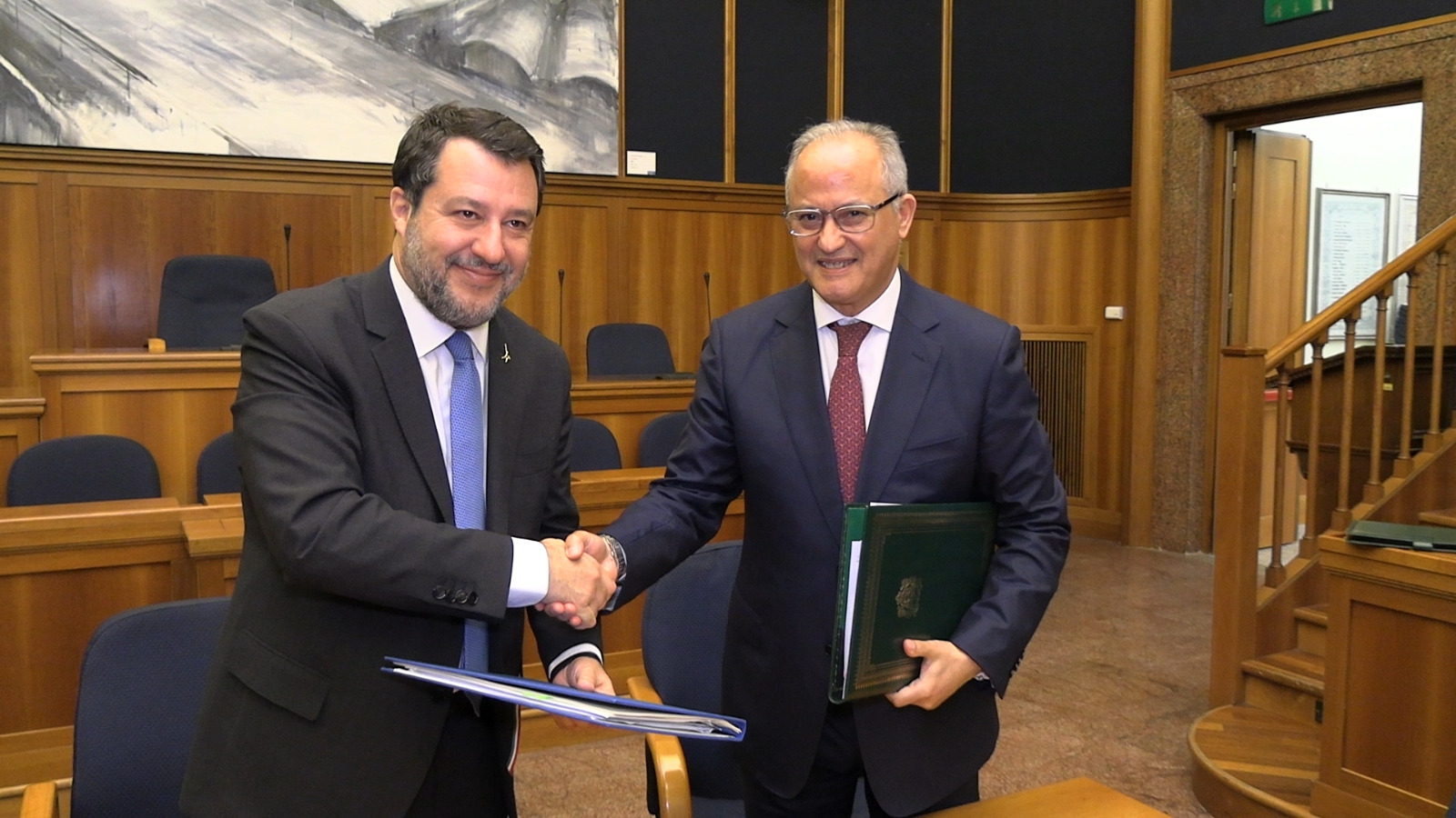 Le Maroc et l’Italie signent un Accord sur la reconnaissance mutuelle des permis de conduire (communiqué)
