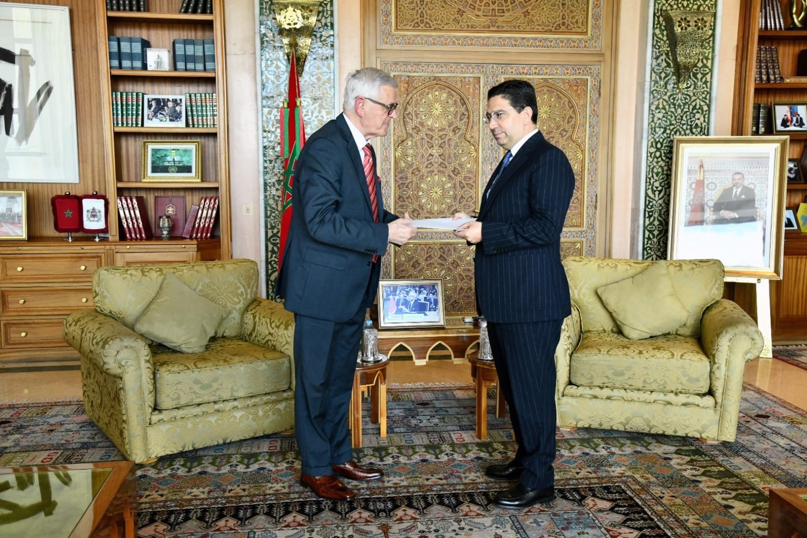 Nasser Bourita reçoit un envoyé spécial du président de la Présidence de la Bosnie-Herzégovine, porteur d’un message écrit au Roi Mohammed VI