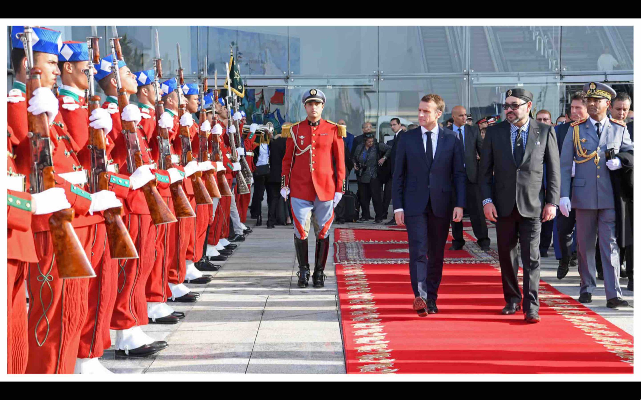 Entretien en tête-à-tête avec Sa Majesté le Roi Mohammed VI, discours devant le Parlement… le programme de la visite d’État d’Emmanuel Macron au Maroc