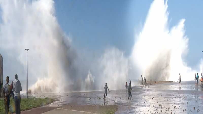 Mer fortement agitée et vagues dangereuses sur l’Atlantique et la Méditerranée à partir de vendredi (Communiqué)