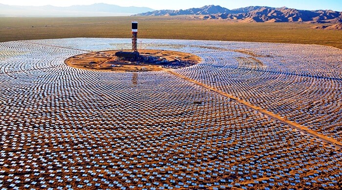 توقيع عقود شراء الكهرباء المتعلقة بتطوير برنامج نور أطلس للطاقة الشمسية الكهروضوئية وانطلاق أشغال الانجاز (بلاغ)