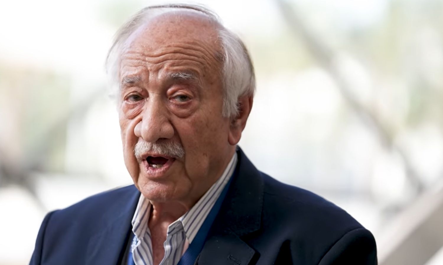 La chronique philo de Chakib HALLAK. Firas Al-Sawwah: Avant les temples et les dogmes