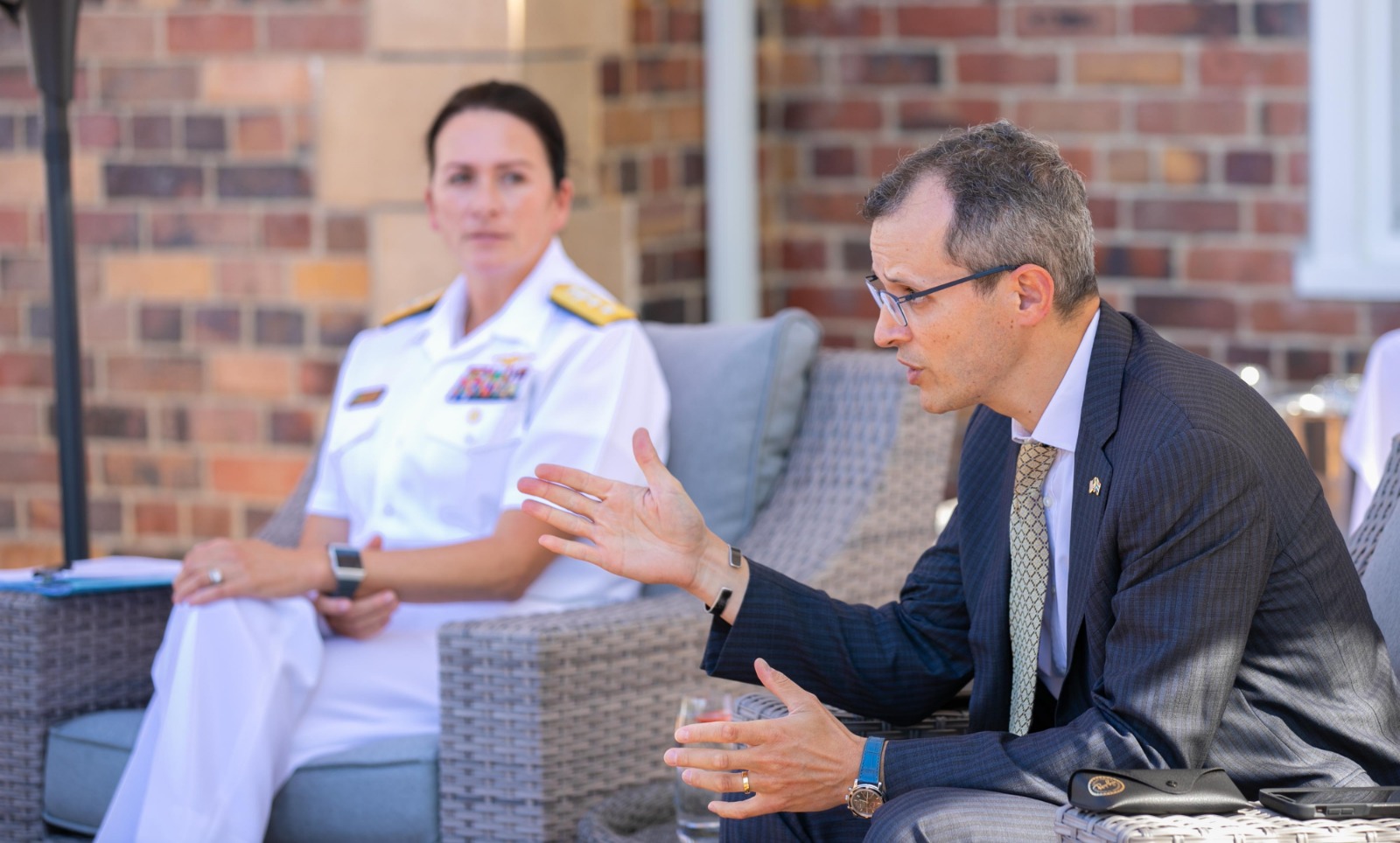 Pourquoi le président américain a nommé un diplomate à vocation militaire auprès du régime algérien