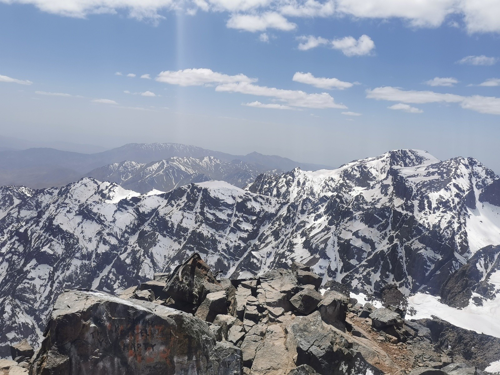 La météo de ce jeudi 19 mars: Chutes de neige sur les sommets du Haut Atlas