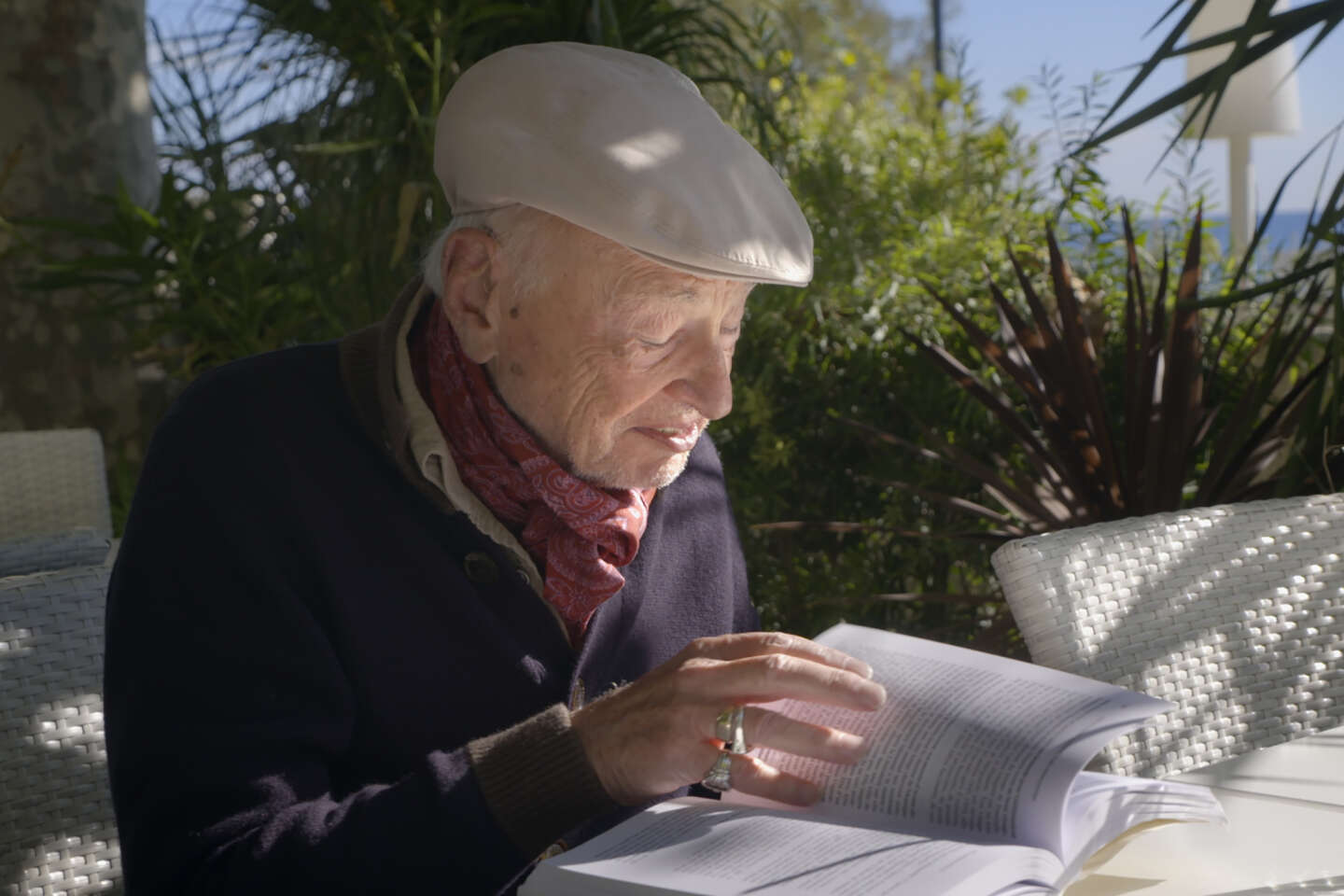 Notre hommage à Edgar Morin : l’homme qui a fait de la complexité une sagesse de vie